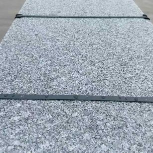 信阳 芝麻黑火烧面毛板，条板，半成品