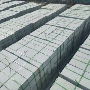 信阳 芝麻白1.8公分火烧300*600地铺，清仓大甩卖