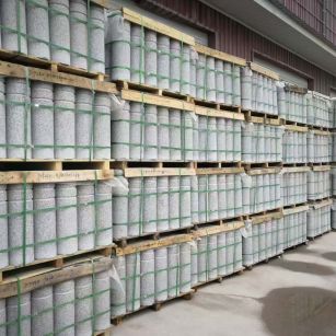 信阳 芝麻白挡车柱、阻车桩、隔离柱