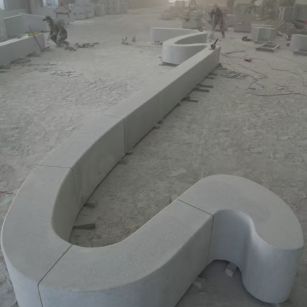 信阳 花岗岩整石坐凳拼装