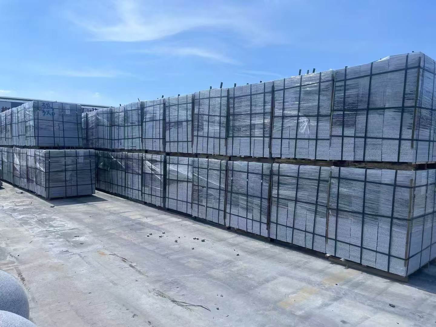 信阳 芝麻白火烧成品300*600地铺料，大量现货，物美价廉