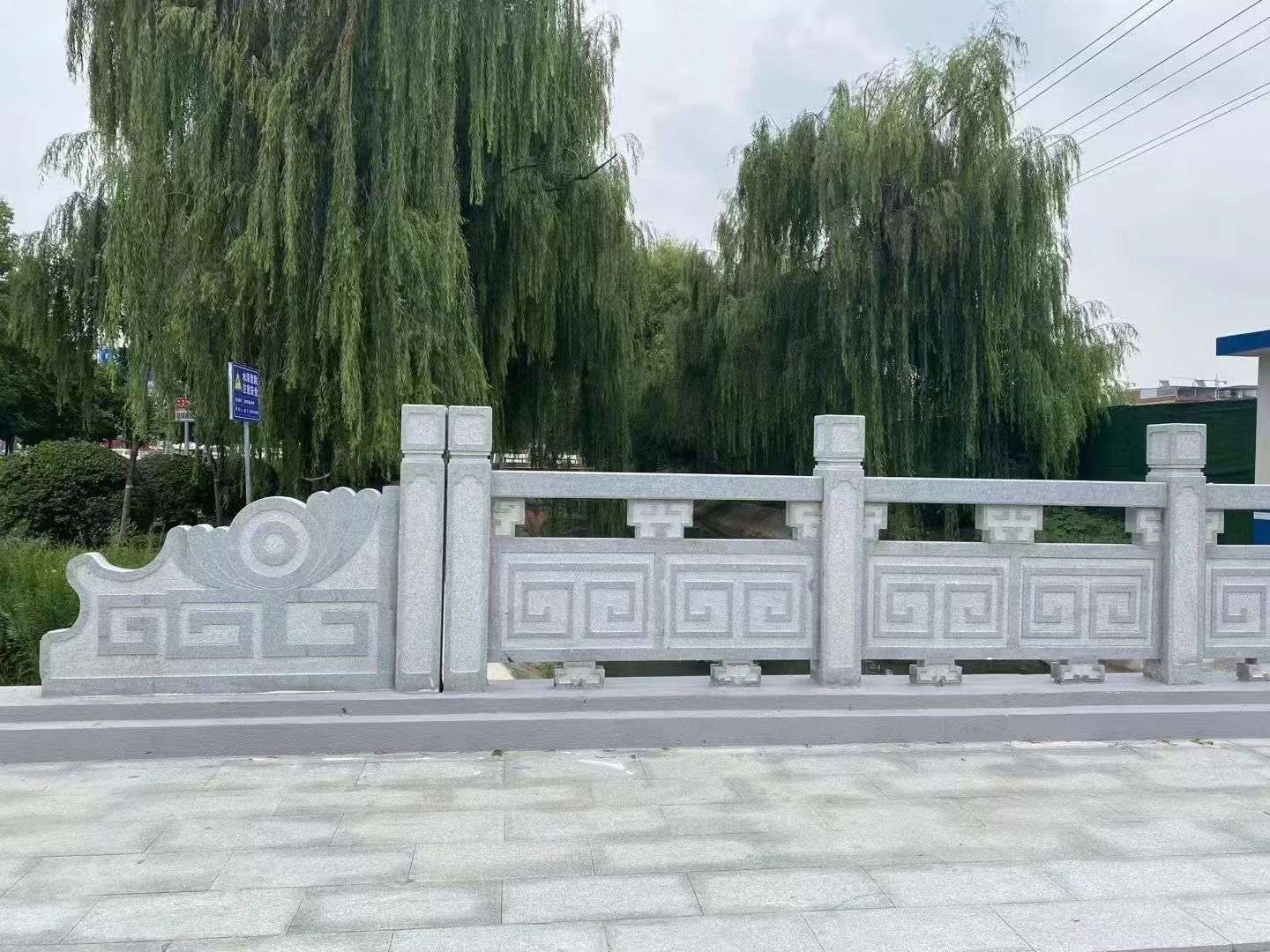 信阳 芝麻灰桥栏杆、河道栏杆安装效果